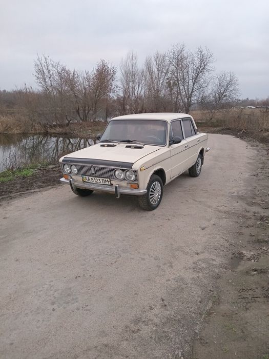 Продаю ВАЗ - 2103  1,5 газ бенз хор стан