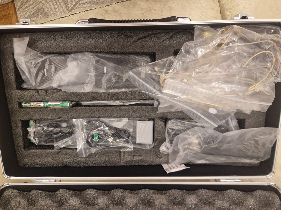 Zestaw 4 mikrofonów bezprzewodowych