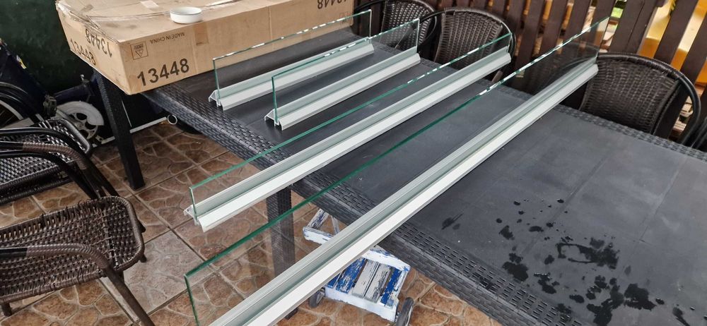 Półki łazienkowe szklane, profil aluminiowy - 4 sztuki