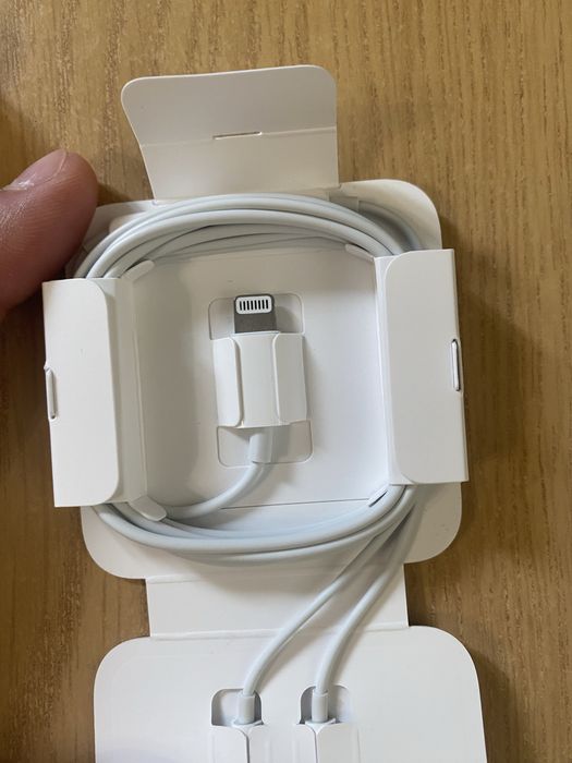 Навушники apple iPhone (lightening)