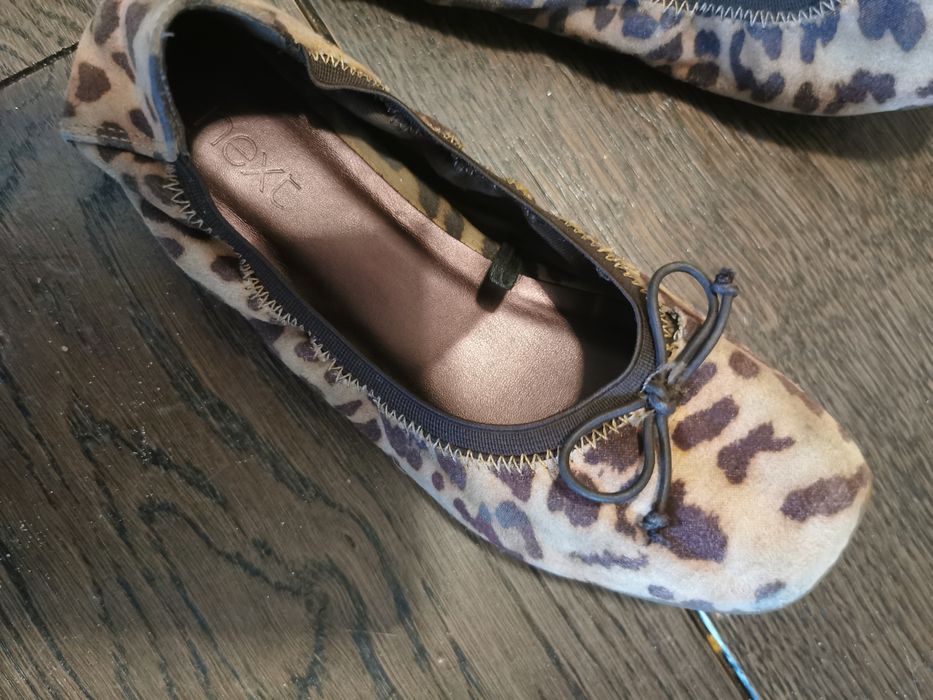 Buty dla dziewczynki baleriny Next, 30
