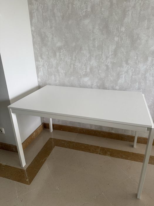 Mesa branca extensível 120/ 180x 75