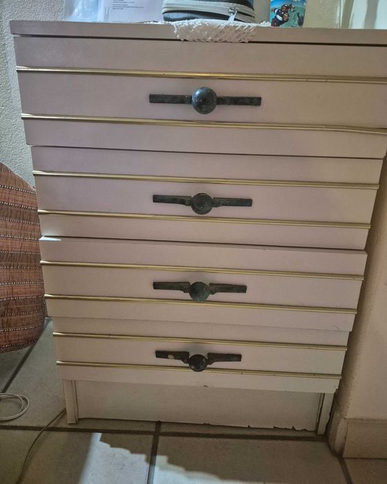 Cama de casal em ferro