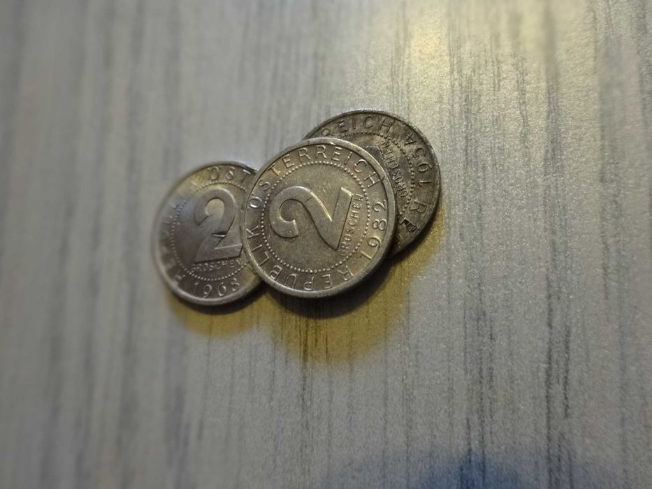 Монети Австрії у кількості 66 штук.