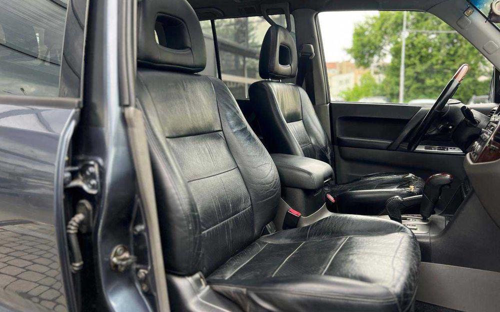 Mitsubishi Pajero 2006