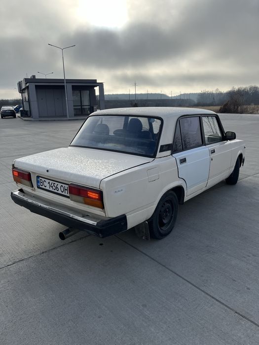 Продам ваз 2107.