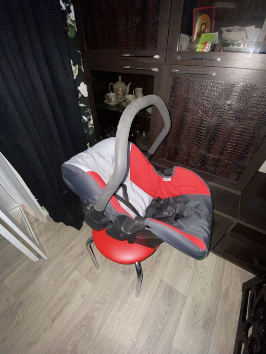 Детское автомобильное кресло Hauck