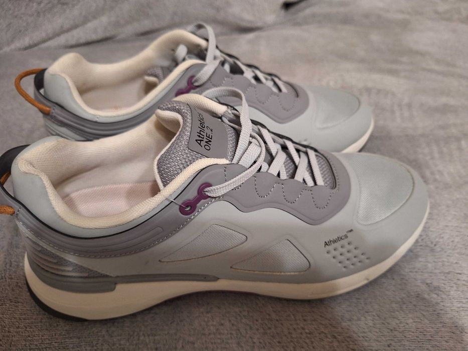 Buty sportowe Athletics one.2 rozm. 42