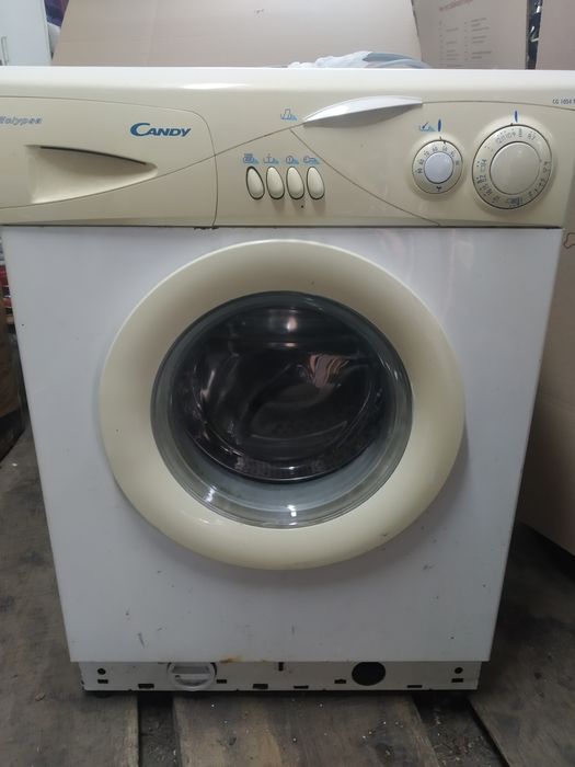 Продам пральну машину cande б/в.