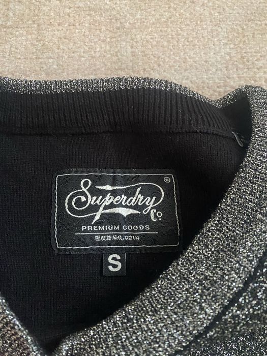 Bluzka viral srebrna nitka Super Dry S