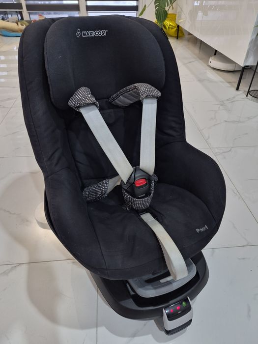 Fotelik samochodowy Maxi-Cosi Pearl z bazą FamilyFix