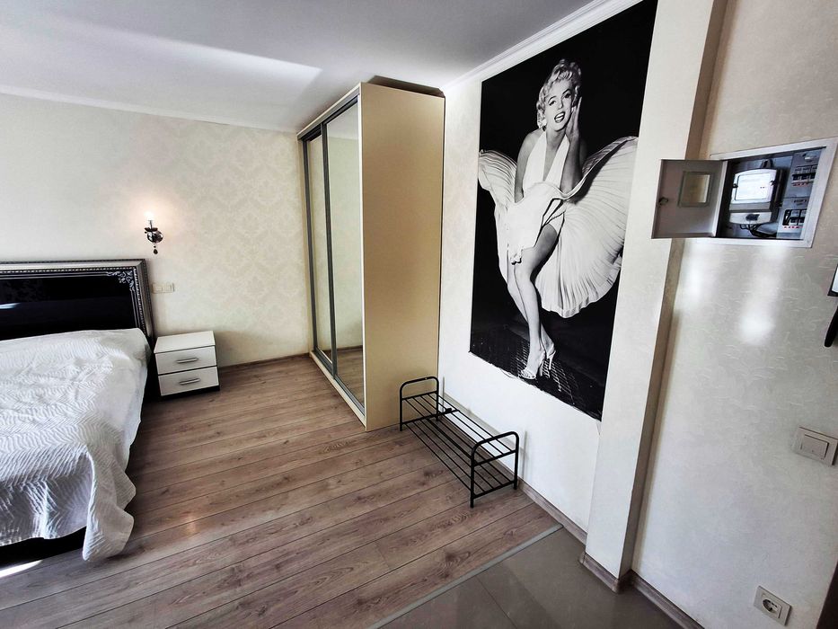 Оренда класної 1к квартири в Центрі, 35м2, вул. Саксаганського, 7, метро Палац спорту
