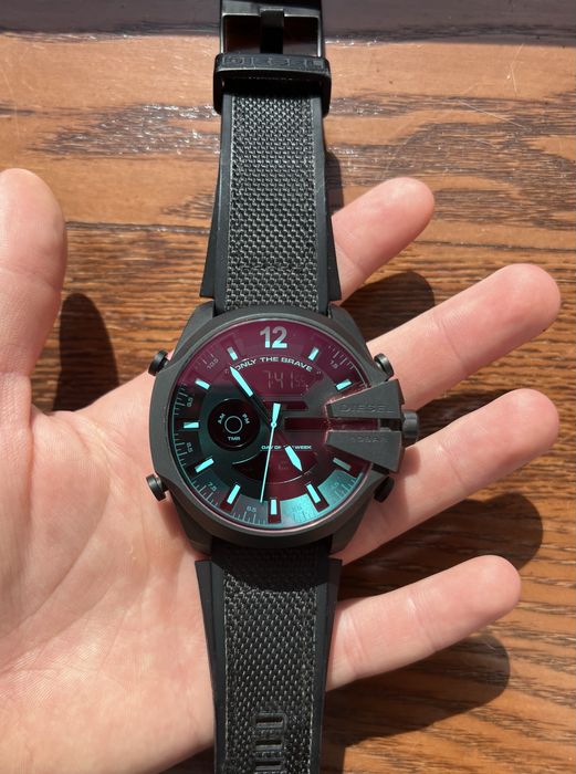 Чоловічий годинник Diesel Mega Chief DZ4548