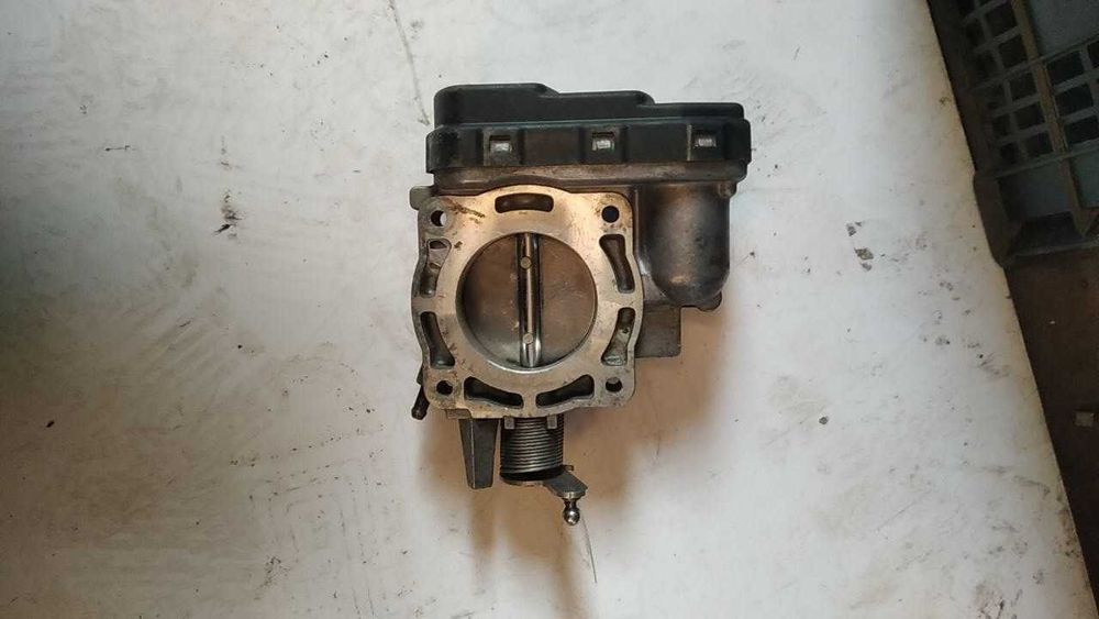 Дросельна заслінка дроссельная заслонка Mercedes W202 0001419525