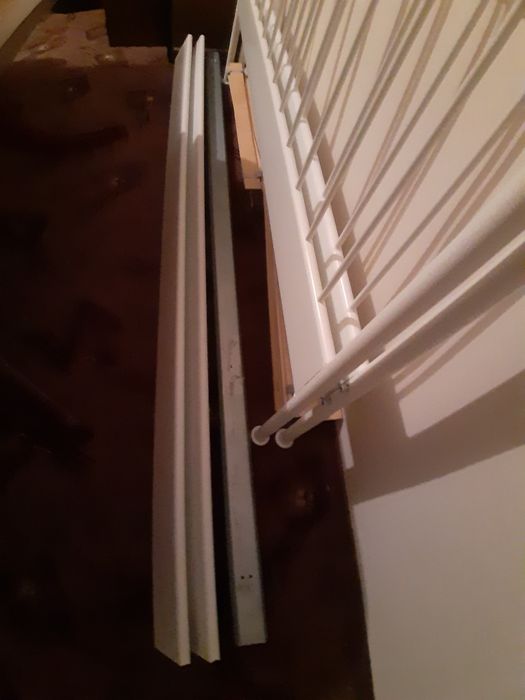 Rama łóżko Ikea Leirvik 140 x 200 cm.