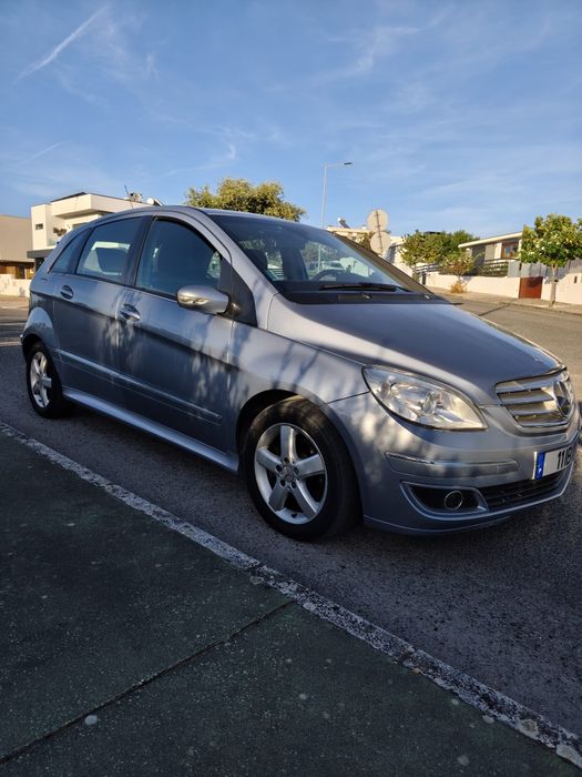 Mercedes B 180 ano 2006 IUC antigo