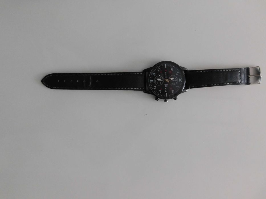 Varios Relogios de Pulso