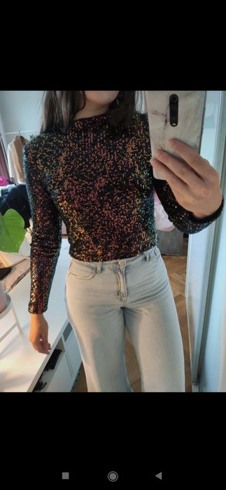 Cekinowa bluzka crop