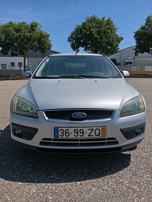Ford Focus 1.6 TDCi (2005) – Económico e Fiável!