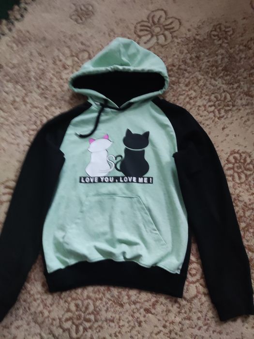 Кофта трикотаж р.134-140