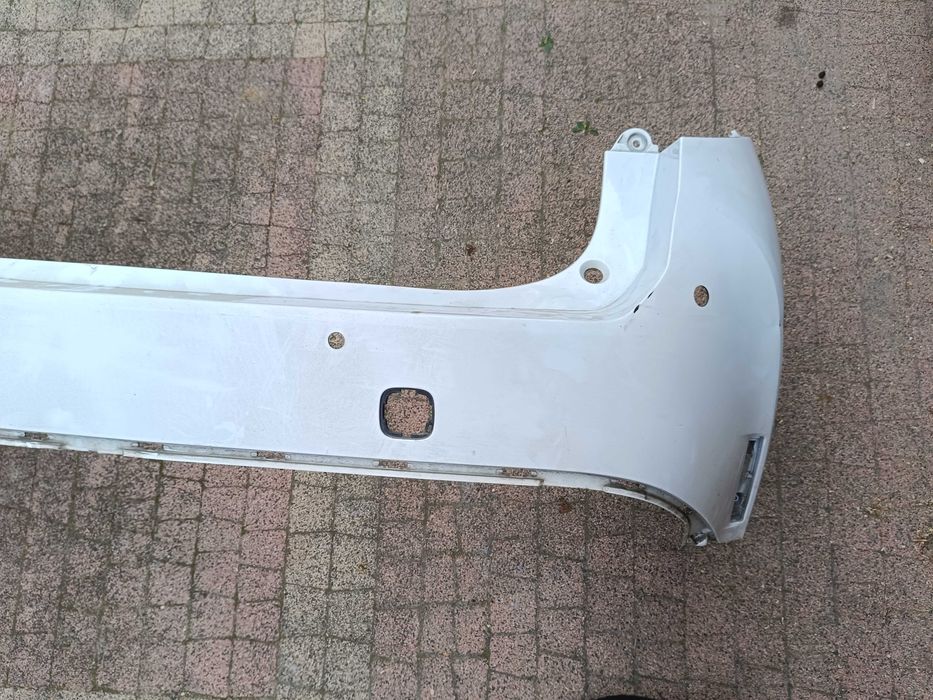 Zderzak tylny Toyota Corolla kombi E21 2022r