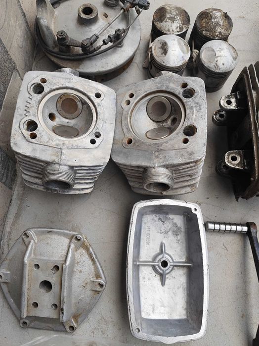 Центральная подножка на мотоцикл МТ