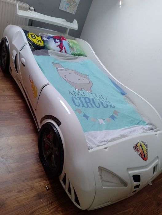 Łóżko auto biale