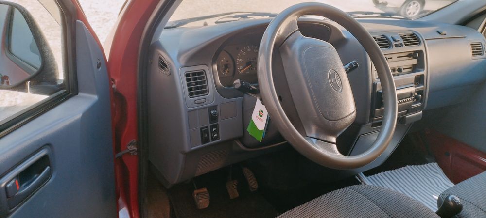 Toyota heace  3lugares