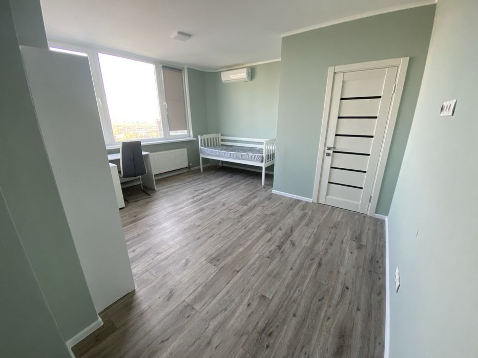 Здам в оренду сучасну 2кімн квартиру (будинок з генератором)