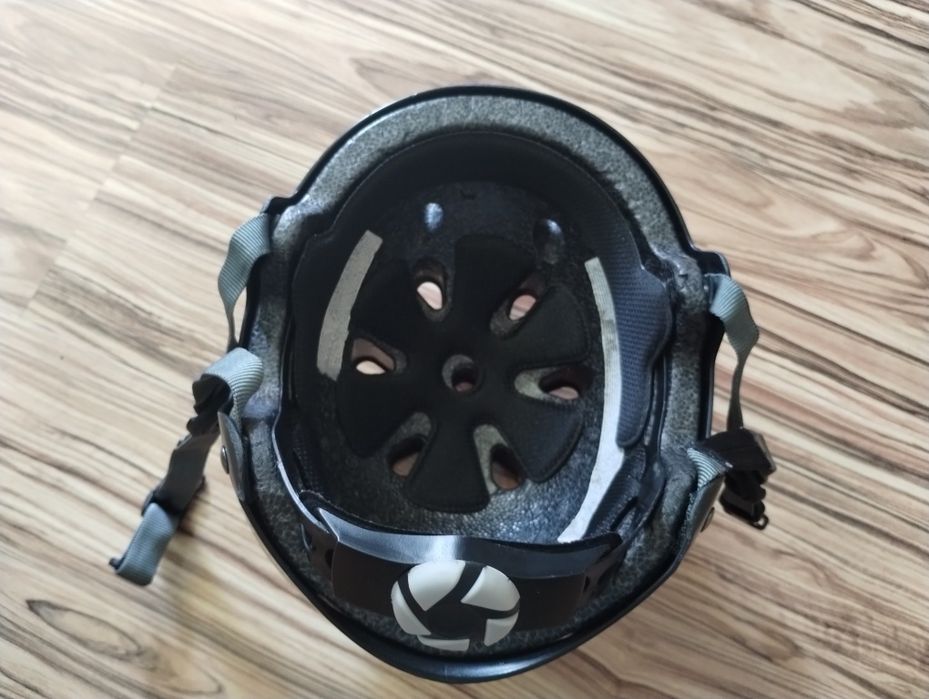 Kask Oxelo 50-54cm czarny