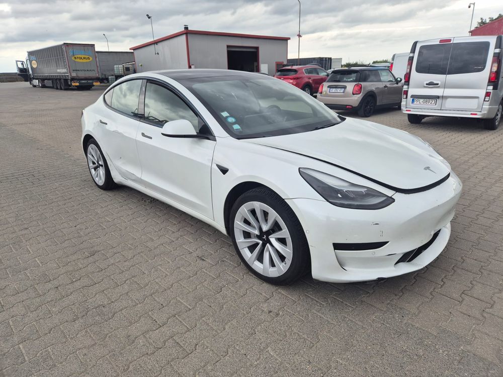 Tesla Model 3 RWD Hinterradantrieb