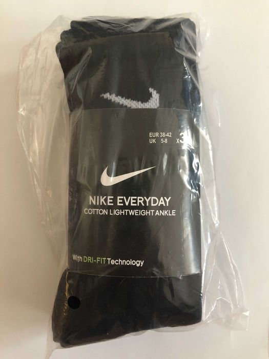 6 par skarpet Nike z czystego bawełny. Czarne, długie, r.M: 38-42.