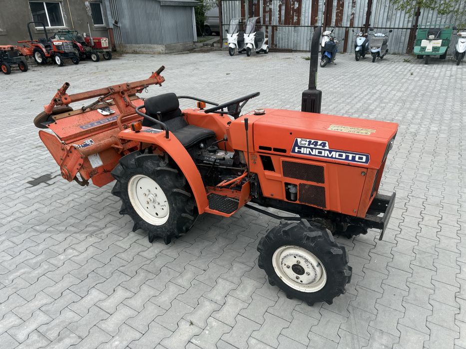 Японський трактор Hinomoto C144