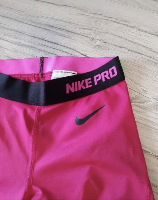 Leginsy Nike pro , na silownie fitness