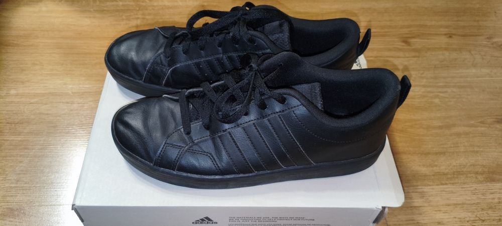 Buty sportowe  Adidas rozmiar 40