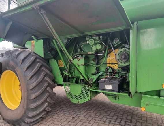 Комбайн зернозбиральний John Deere 1188 Hydro 4