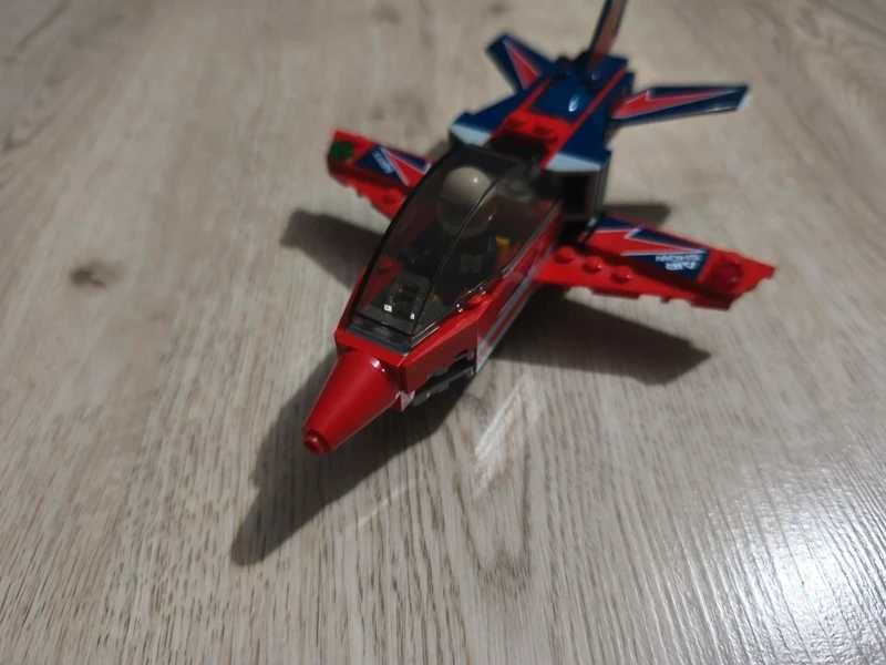 LEGO 60177 – Airshow Jet