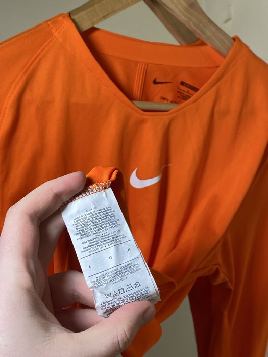 Спортивна чоловіча кофта Nike L розмір