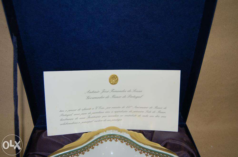 Taça Cerâmica comemorativa 150 anos Banco Portugal largo municipio