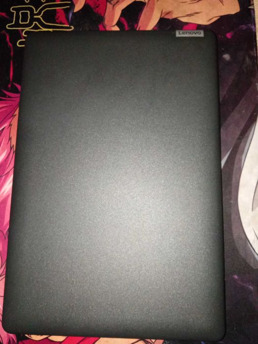 PC Lenovo novo com carregador portátil