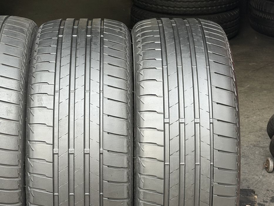 Шины летние 225/40/R19 Bridgestone TuranzaT005