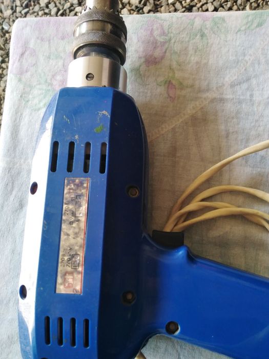 Продам электродрель