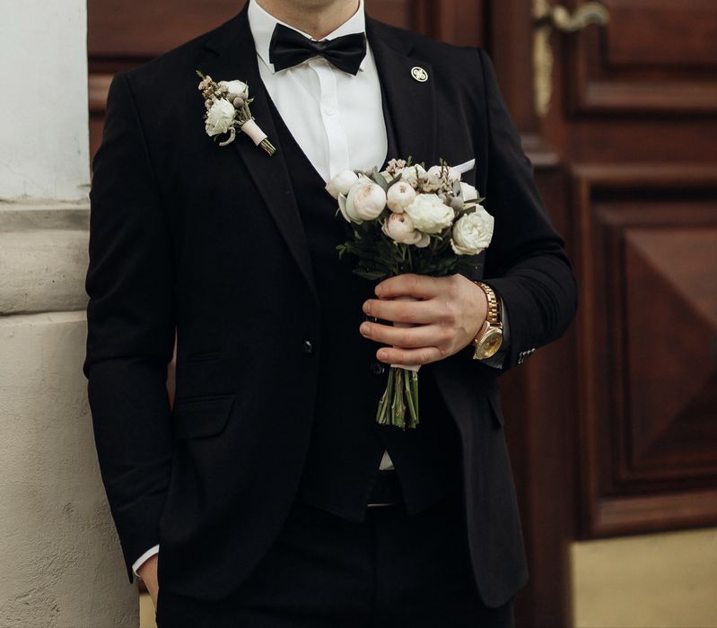 Продам весільний костюм