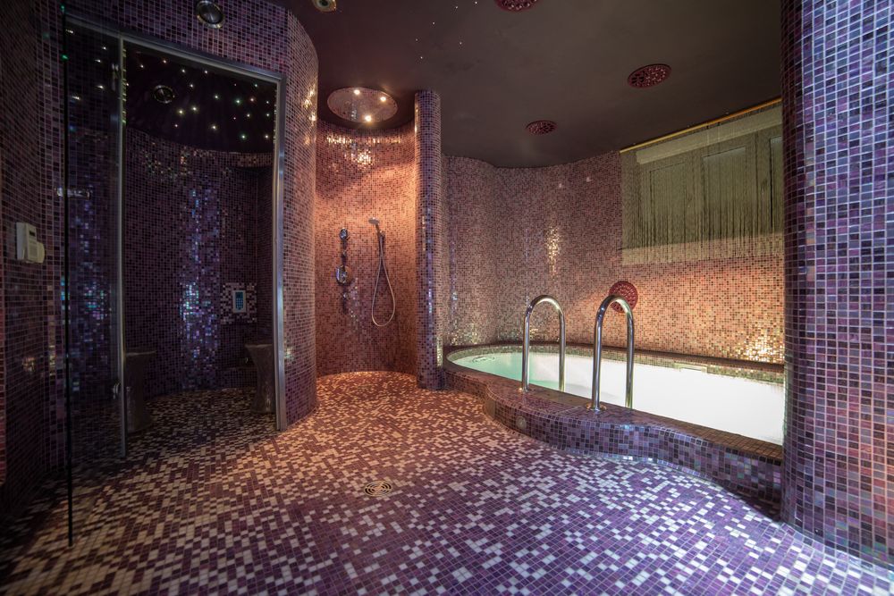 Diamond PRYWATNY BASEN I SAUNA Poznań Apartament Premium Zaręczyny Rocznice Okazje