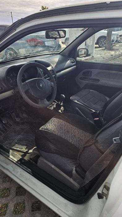 Renault Clio muito económico