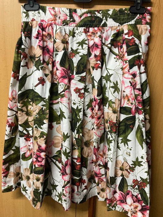 Saia Zara - Tamanho XL