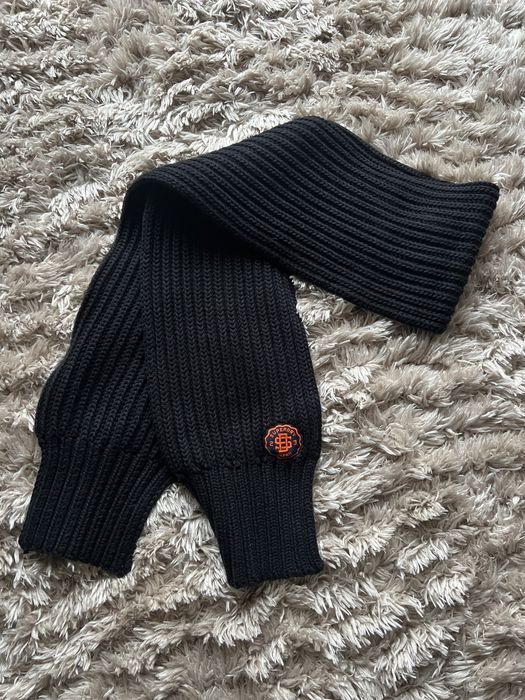 SuperDry- szalik nowy