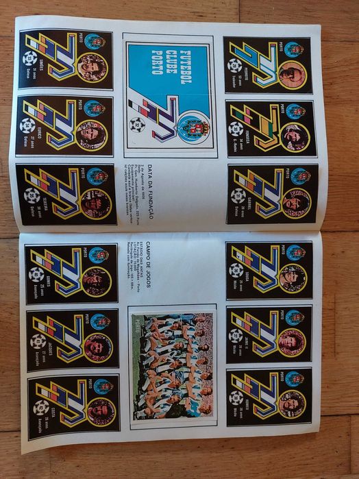 Caderneta de cromos "Pontapé da saída 82/83" - Completa