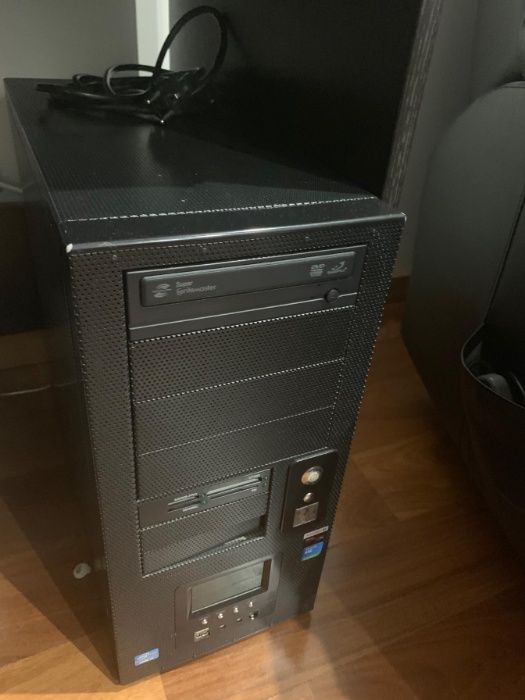 Computador (Torre) I5 3330 Gamer 8GB RAM SSD 256 + HDD 500 GTX 750TI