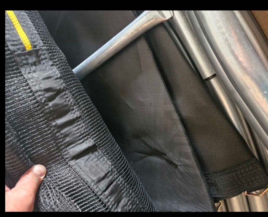 Батут дитячий з сіткою та драбинкою 140,183,252,312, 404 см